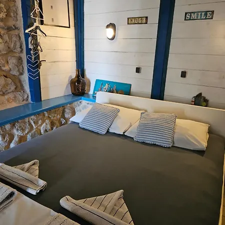 Lighthouse * Baška