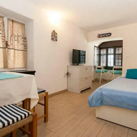 Apartment Lighthouse Baska (Krk)